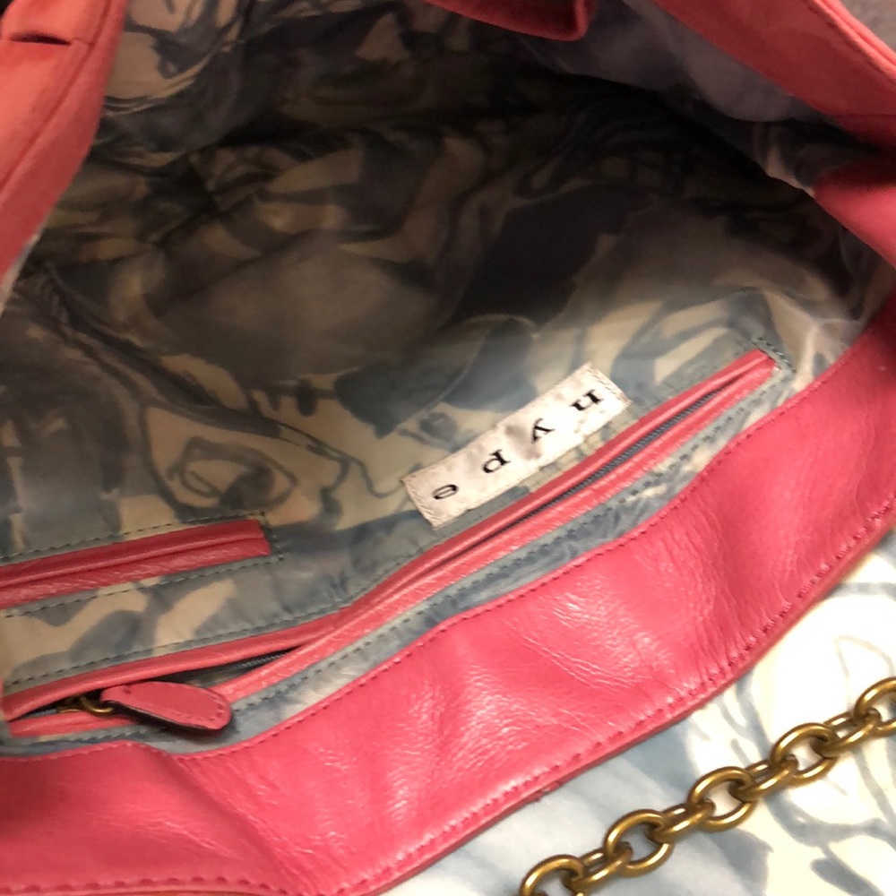 Hype Purse - Picture 6 of 7